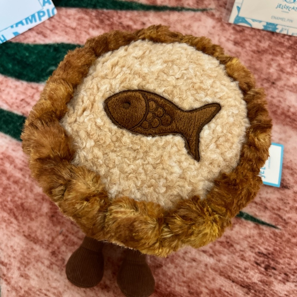 Jellycat London Selfridge Exclusive Fish Pie Pot with pin stickers and bags
